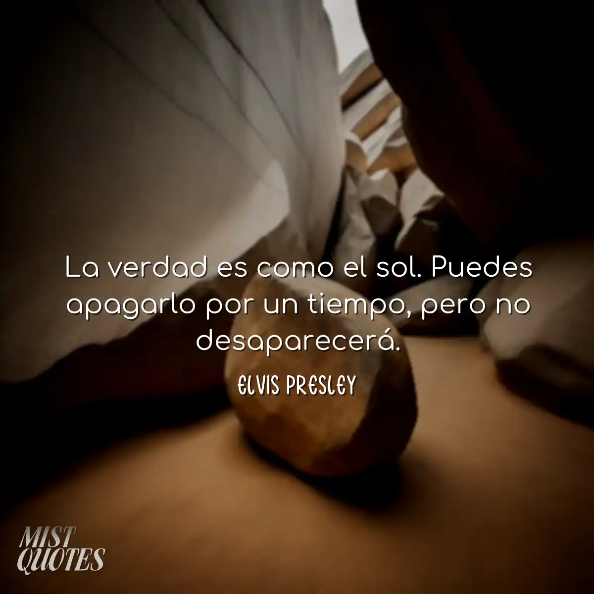 La verdad es como el sol. Puedes apagarlo por un t